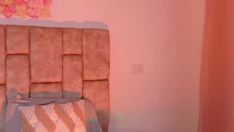   online show from September 9, 8:19 pm