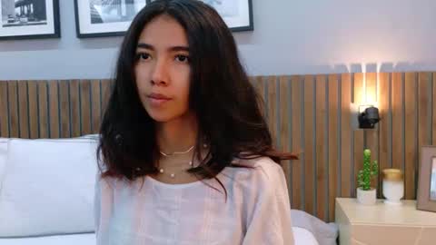 LUNA  online show from January 19, 1:29 pm