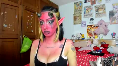 lunacristal_moon online show from October 23, 6:08 am