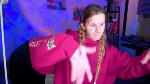 Britney online show from February 17, 8:08 pm