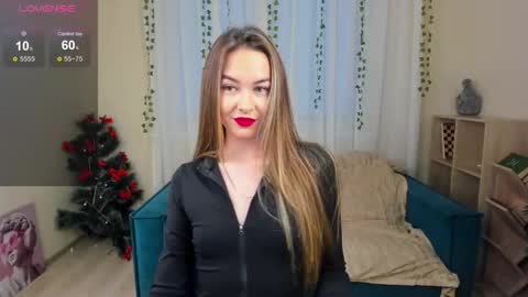 lunadairy1_ online show from January 7, 11:35 am