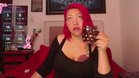Snapshot of lunalatinacoo chatting on October 22, 12:10 pm LUNA online show from October 22, 12:10 pm