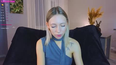 Kelly online show from October 23, 2:45 pm