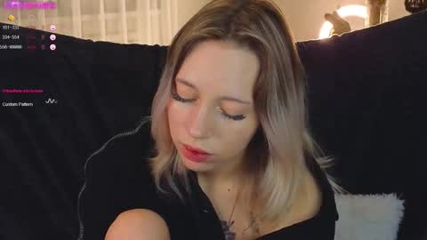 Kelly online show from October 27, 3:07 pm