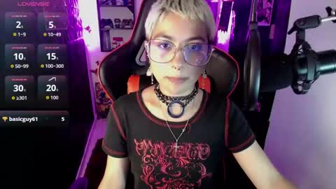 lunarichy online show from December 16, 10:26 pm