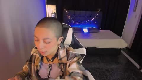 lunarichy online show from October 6, 12:44 pm