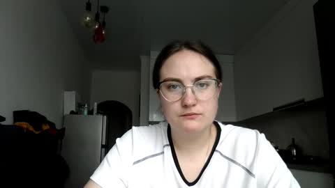 lunavelvet3 online show from November 16, 9:21 am