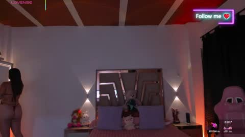 LUNA ROSE online show from April 21, 3:02 am