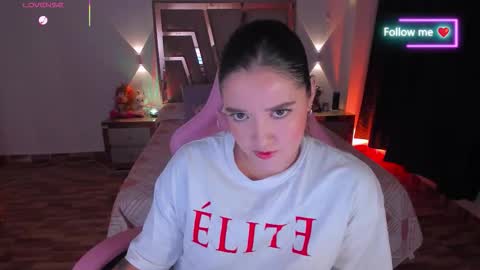 LUNA ROSE online show from March 5, 4:19 am