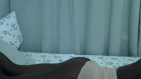 sweet girl online show from November 30, 9:30 pm