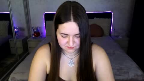 lux_lizz online show from February 27, 7:24 pm
