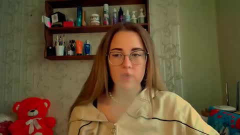 Katie online show from October 9, 12:31 pm