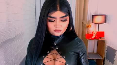 Sasha Blaire online show from October 27, 2:45 pm