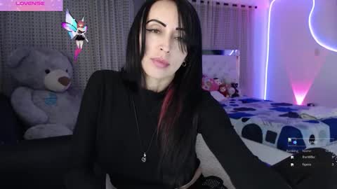 Lyann  online show from November 25, 1:41 am