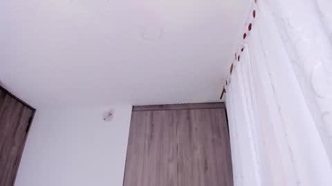 Lyanna online show from October 6, 11:49 am