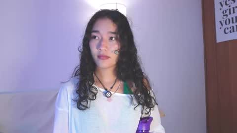 Lyhana Lee online show from November 26, 6:42 pm