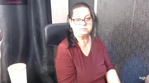 Snapshot of madam_sanjanne chatting on October 21, 6:17 am Madam Sanjanne online show from October 21, 6:17 am