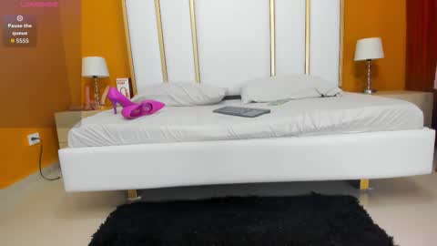 Madame Carla  online show from January 10, 11:59 am