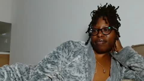 YourMadamIndigo online show from January 8, 5:55 am