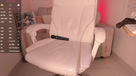 Maddy online show from October 16, 10:56 pm