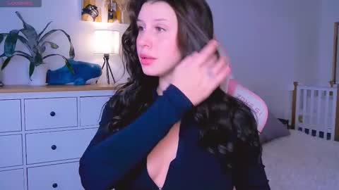 Snapshot of made_by_heaven chatting on October 13, 10:18 am Rada online show from October 13, 10:18 am