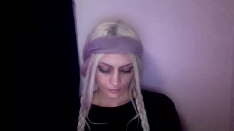 madeline online show from November 27, 5:43 am