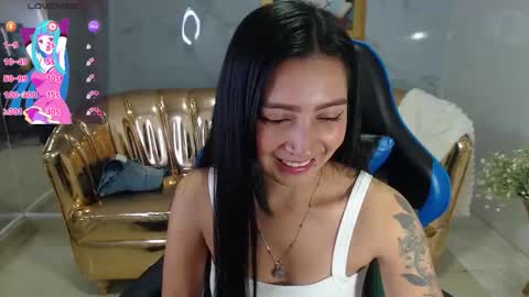 Madhison  online show from November 7, 9:31 pm