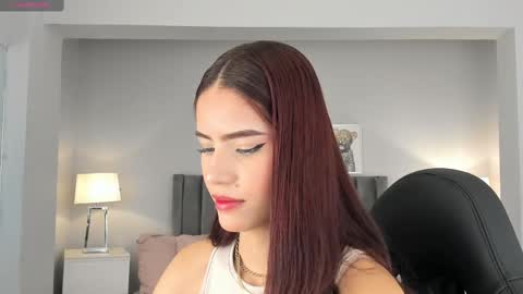 Madie  online show from March 4, 11:29 am