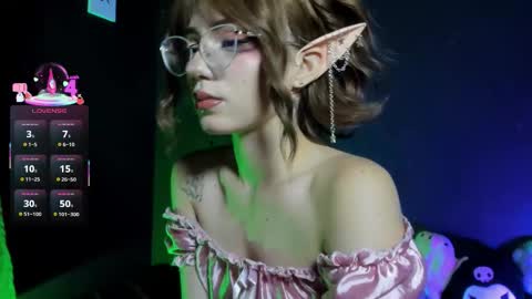 Madison Watson online show from September 25, 10:25 am