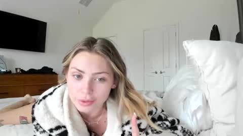 mari rose online show from December 17, 3:38 pm