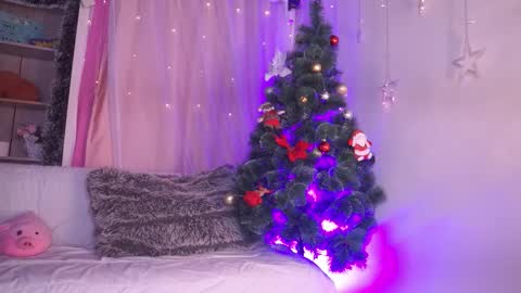 Madison   online show from December 16, 12:33 pm