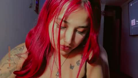 Snapshot of madison_x17 chatting on September 27, 12:51 am madso x17 online show from September 27, 12:51 am