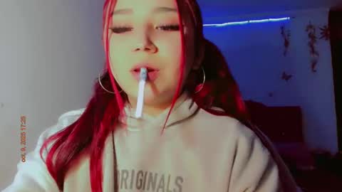 Snapshot of madison_x17 chatting on October 9, 10:25 pm madso x17 online show from October 9, 10:25 pm