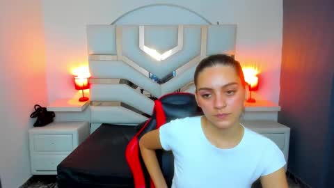 Madison Carzon online show from September 11, 8:42 pm