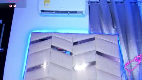 madissonlee__ online show from February 17, 10:42 pm