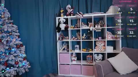 Alice online show from December 18, 3:11 pm