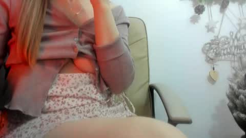 Mara online show from December 26, 6:12 pm