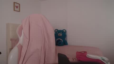 madysson__js_ online show from February 24, 8:58 pm