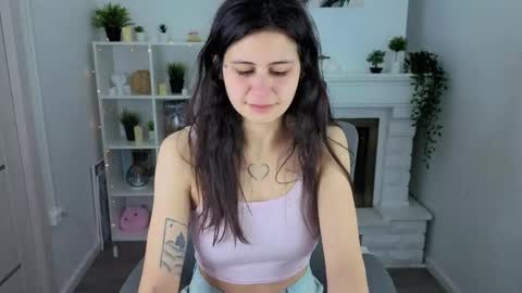 Mia online show from February 28, 3:33 pm