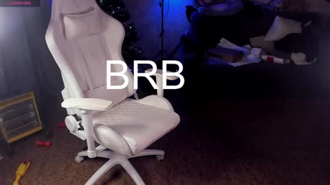 Maevee online show from January 9, 10:20 am