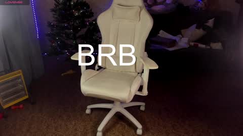 Maevee online show from January 17, 10:11 am