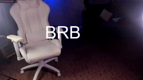 Maevee online show from February 11, 10:36 am