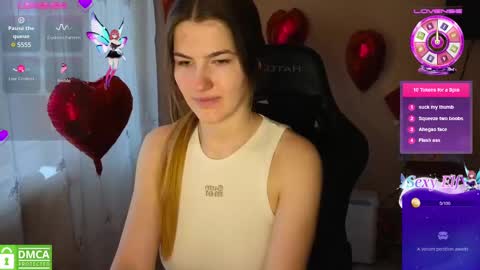 Snapshot of mag1c_eyes chatting on February 9, 2:29 pm mag1c_eyes online show from February 9, 2:29 pm