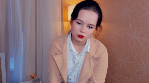 Nora online show from October 22, 5:34 am