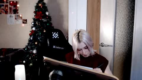 Sophia online show from December 16, 4:46 pm