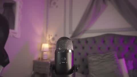   online show from December 4, 9:37 pm