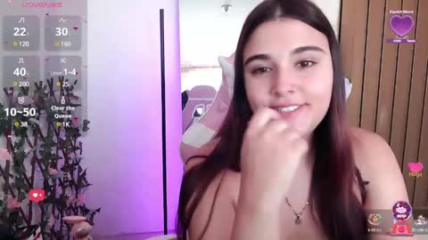 Luna  online show from March 4, 3:04 pm