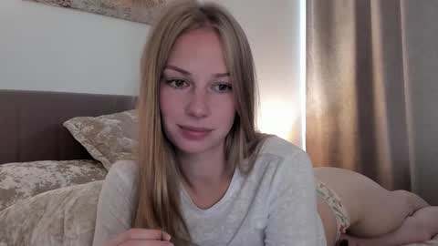 Alice  online show from September 12, 12:34 pm