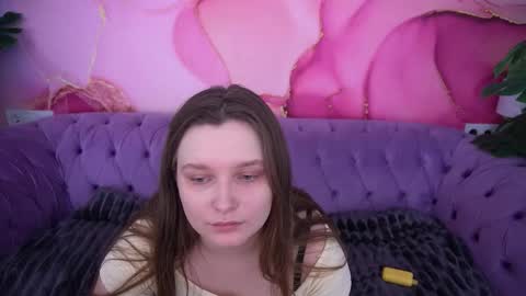 Emily online show from November 28, 8:06 am