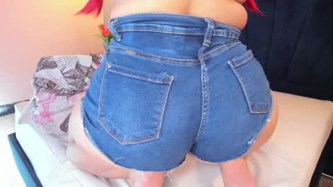 MAHIA online show from January 9, 6:01 pm